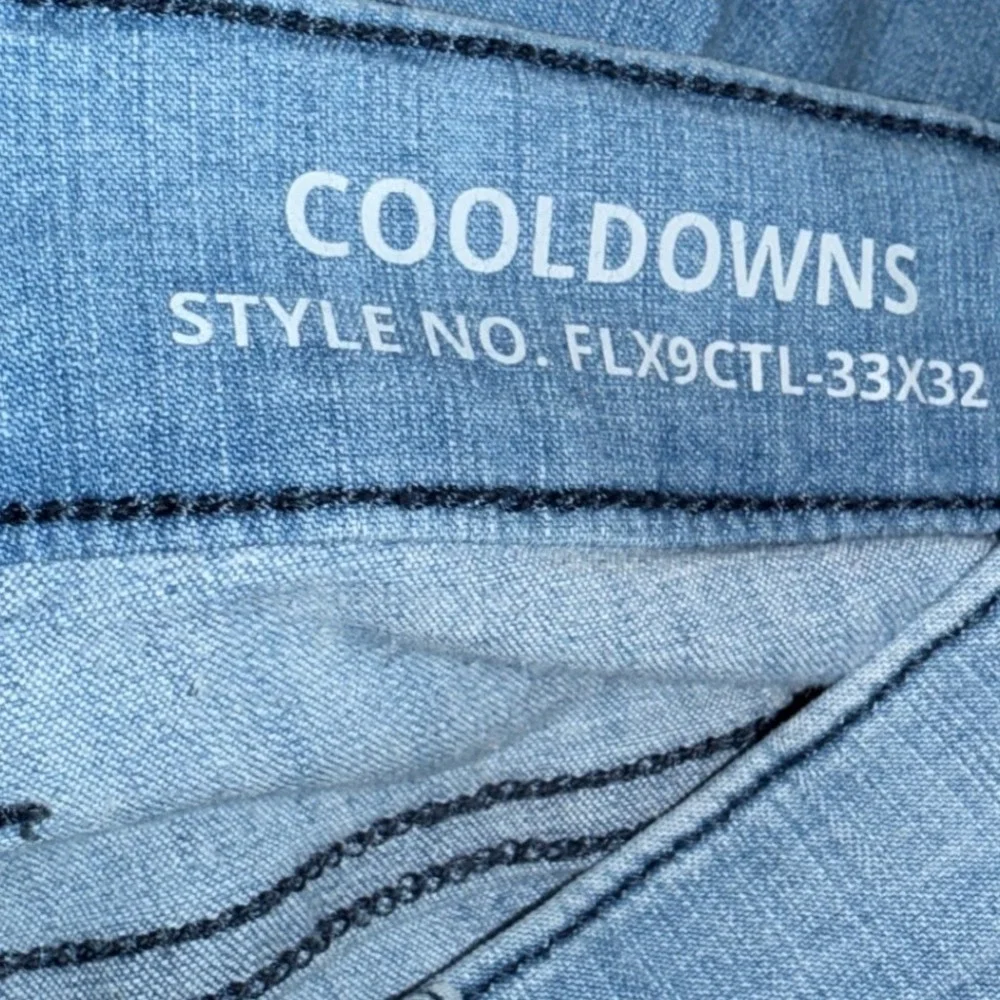 Mugsy Cooldowns Men Light Wash Blue Stretch Distressed Denim Jeans FLX9CTL 33x32